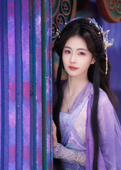 白鹿 迪丽热巴 刘些宁