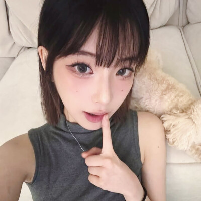 心情日记
@tracer赵希珍|Heejin
i/g:tracergram_