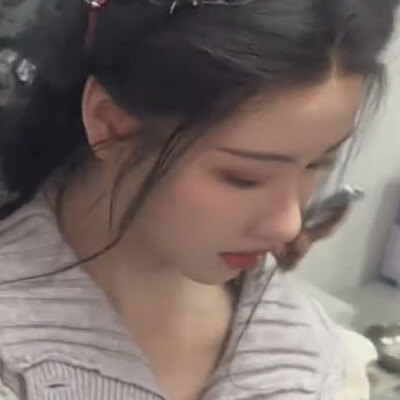 陈都灵