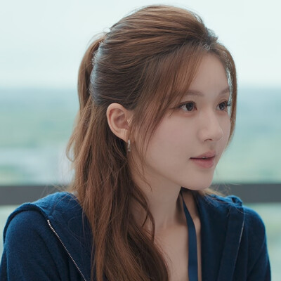 赵露思
许妍可二改