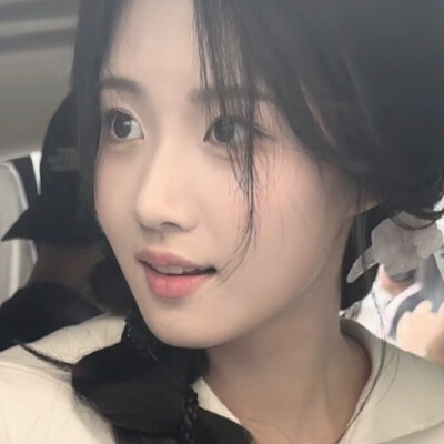卢昱晓明意