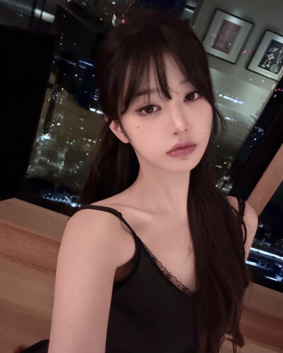 张元英