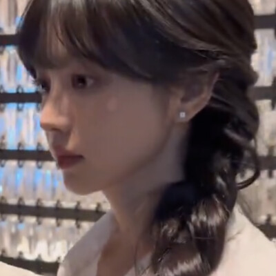 田曦薇