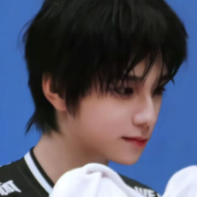 王橹杰