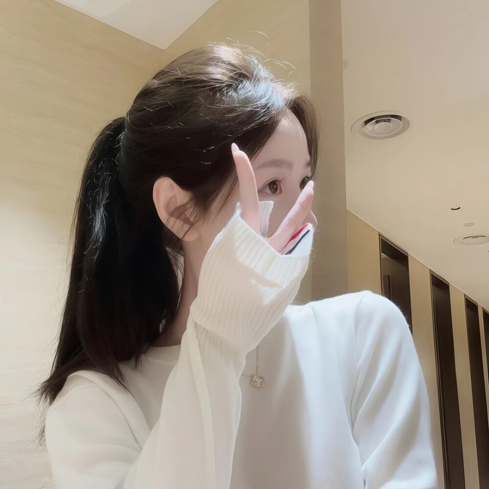 女生头像
喜欢点赞关注收藏