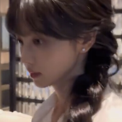 田曦薇
