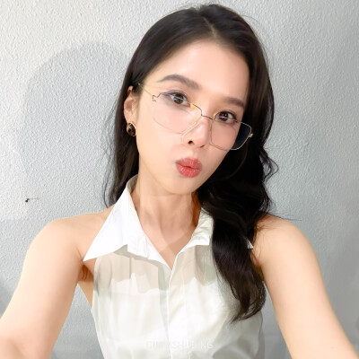 张婧仪