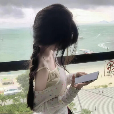 女生头像
喜欢点赞关注收藏