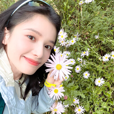张婧仪