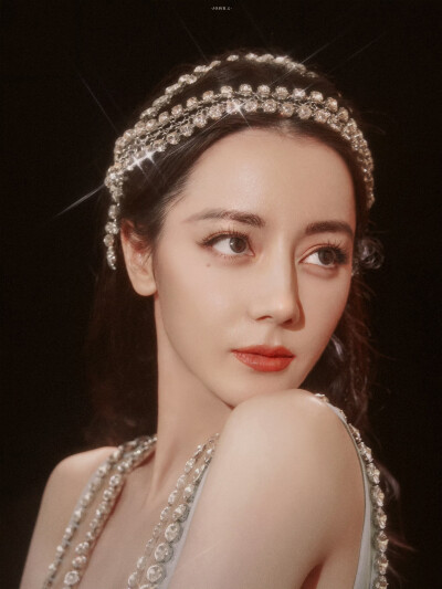 迪丽热巴