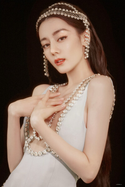 迪丽热巴