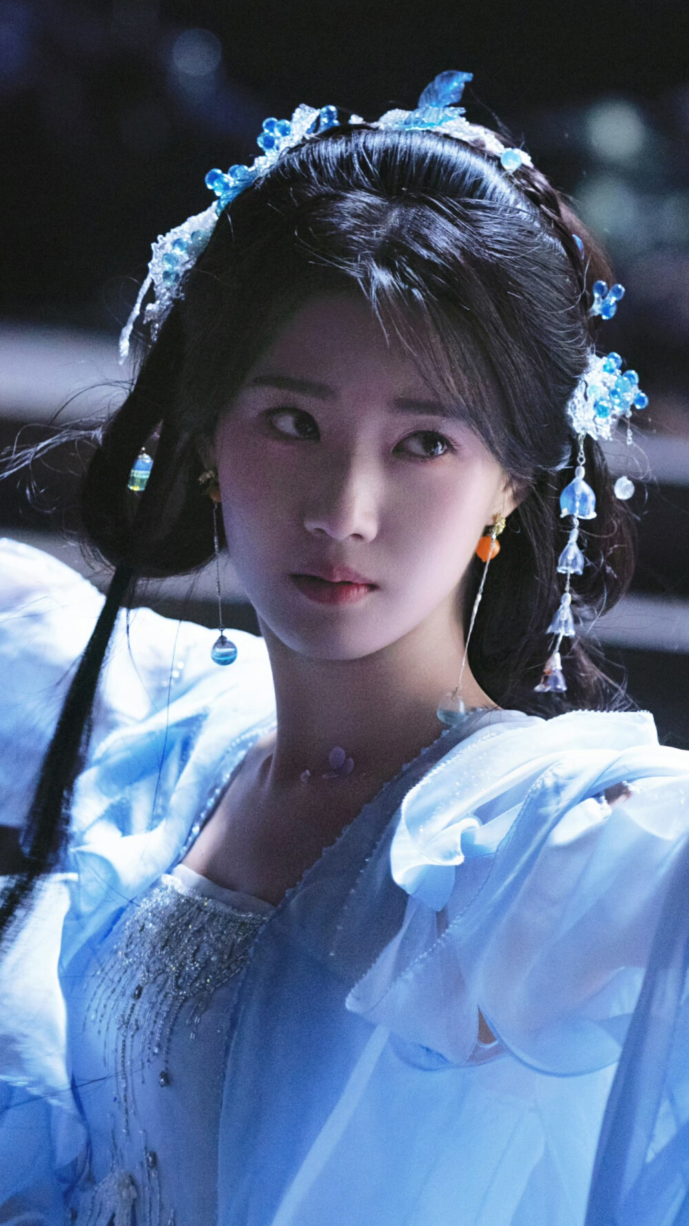 入青云 明意 卢昱晓