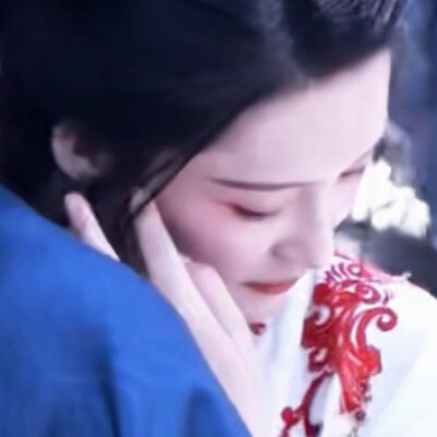 你不是在我房梁上盘了五百年吗