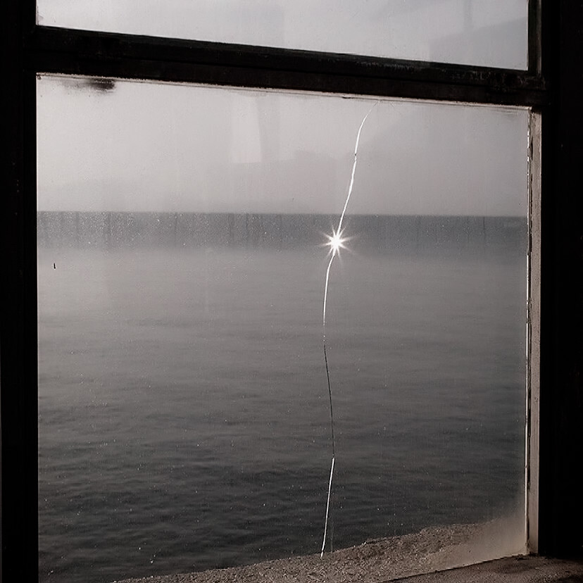 北纬的思念被季风吹远
叶舒华
起司名札