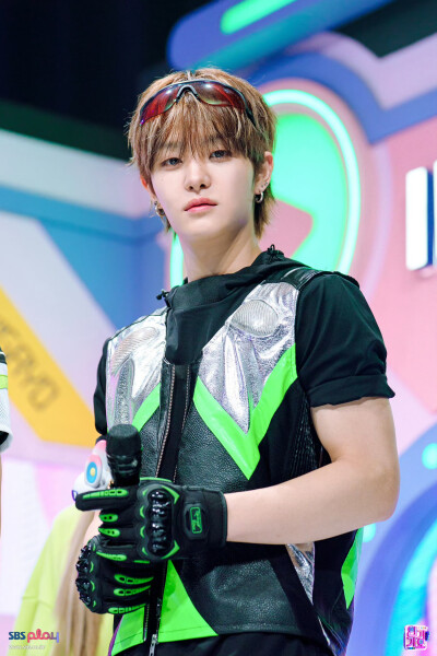 人气歌谣MC 朴志焄