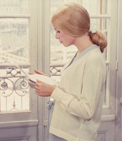 Catherine Deneuve 