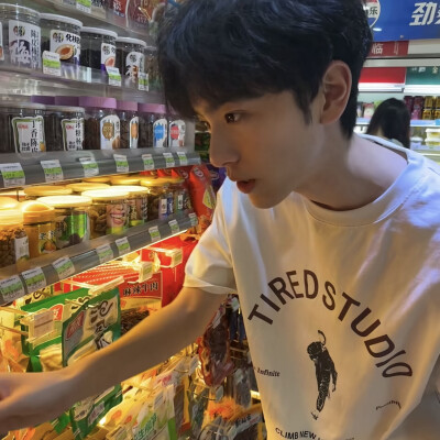 dt陈皓霖
