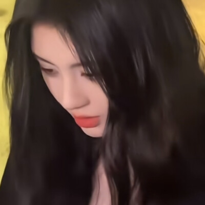  ˶⁃ ⩊ ⁃˶
