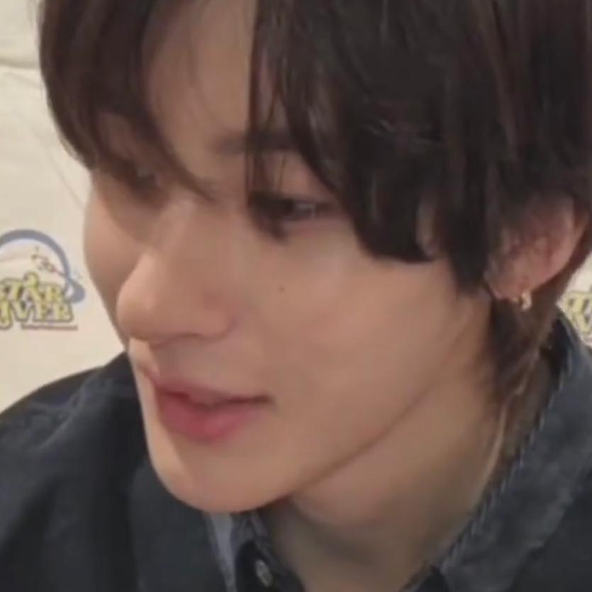 我们都被困在这寂寞的夜晚