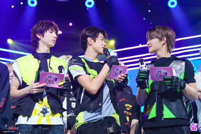 人气歌谣MC 朴志焄