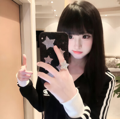 好想做一个小挂件你到哪我到哪 一有人靠近 我就大喊 滚啊他是我的＞_＜！！！