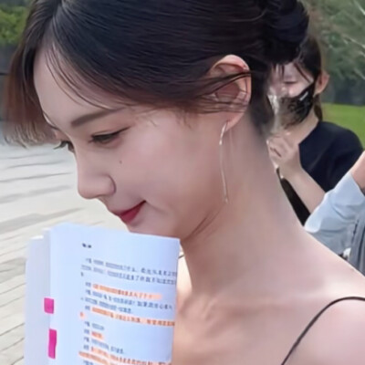 李一桐
