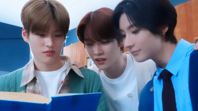 riize 拉椅子 橙光素材