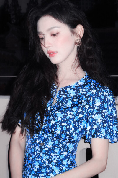 为你阻挡了下一次洪水✘章若楠