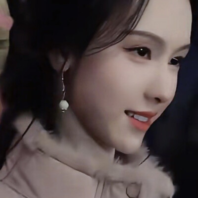 你心里的缪斯 是一只哭红了眼的兔子