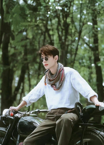 谍报上不封顶｜肖战