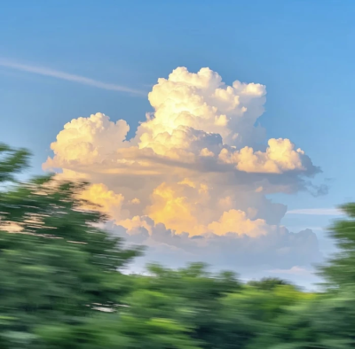 雨天：小清新女头像