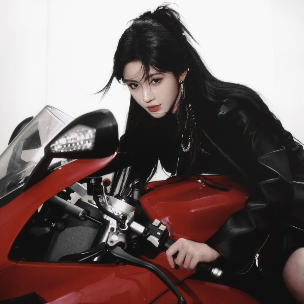 摩爾曼斯克；鐘情不凍港”Romantique