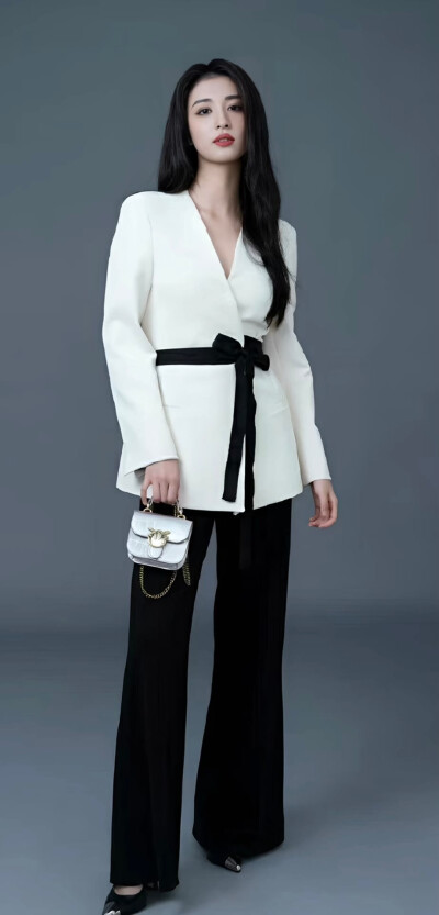 美女