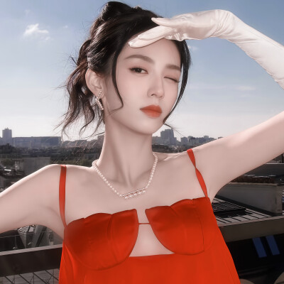 红旗漫卷，山河长安
周也
起司名札