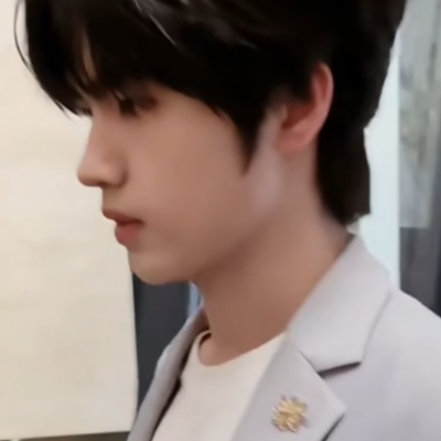 你看你又用意气做事