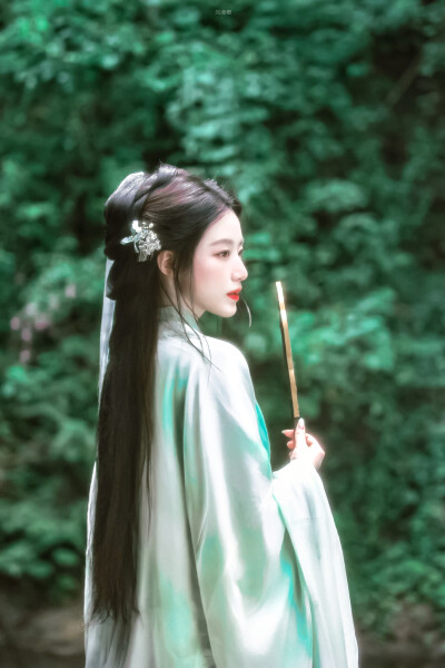 叶舒华