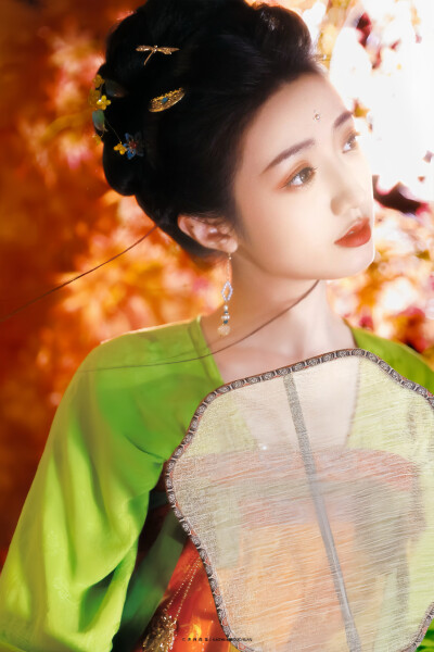 黄羿