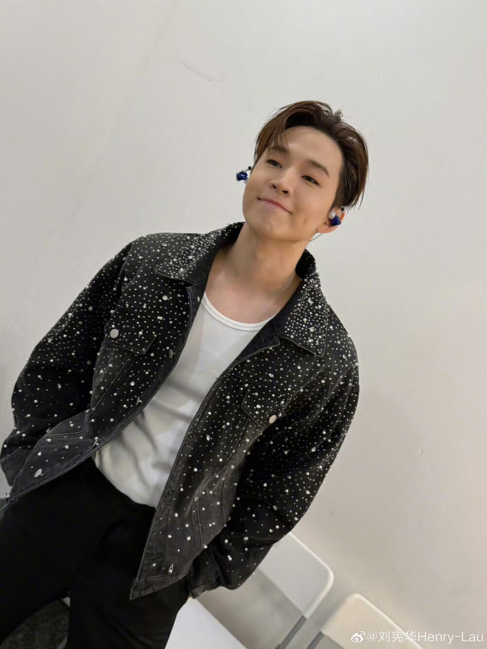 刘宪华Henry-Lau：
今天演出玩的很开心～
拍了好玩的转场
我们下次见！
#追live日历# ​​​