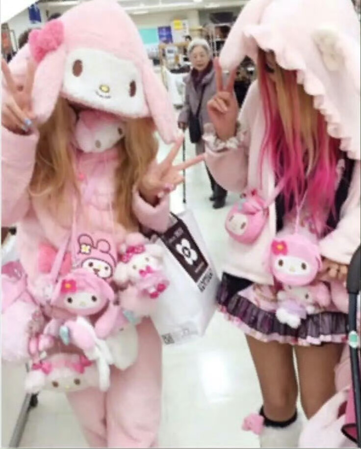 粉红色 gal系 lollita 背景图