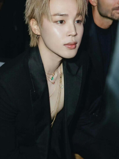251003
朴智旻更新ins