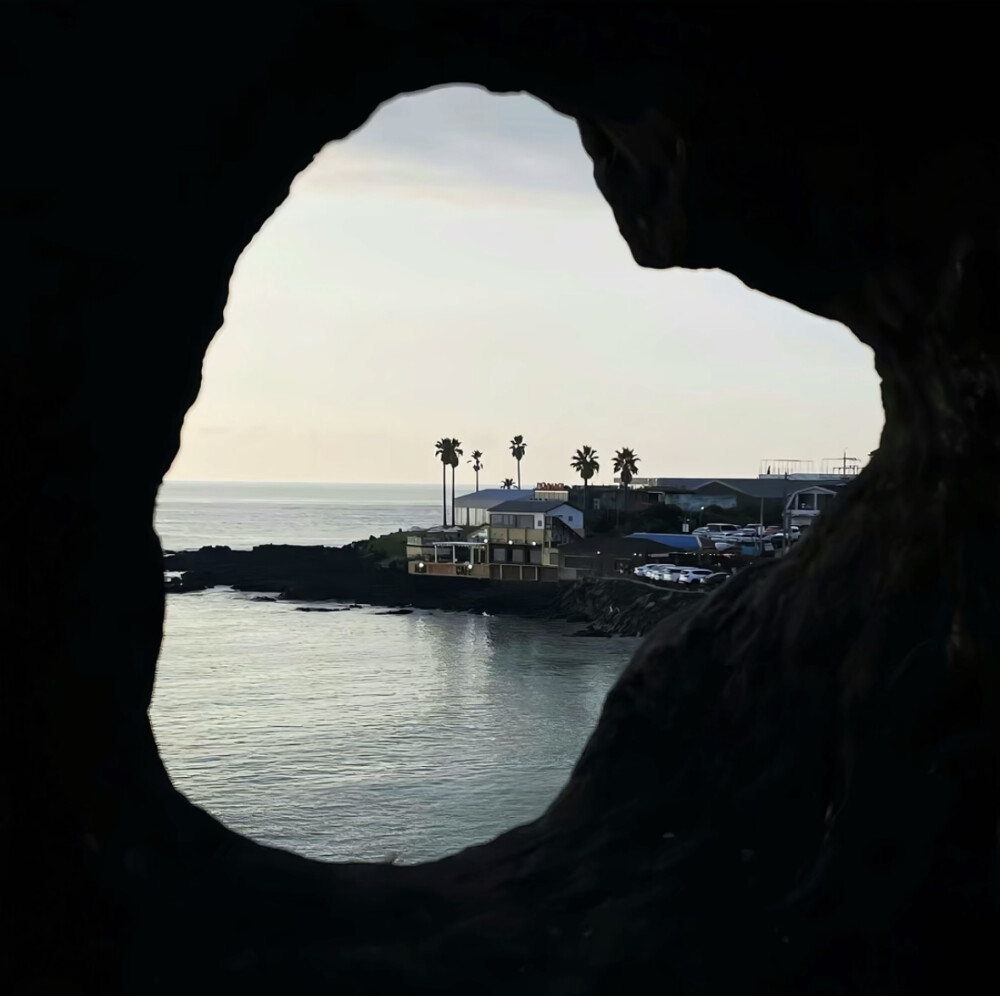 自截背景图 拿图点赞关注