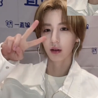 再这么萌把你兔牙掰喽！