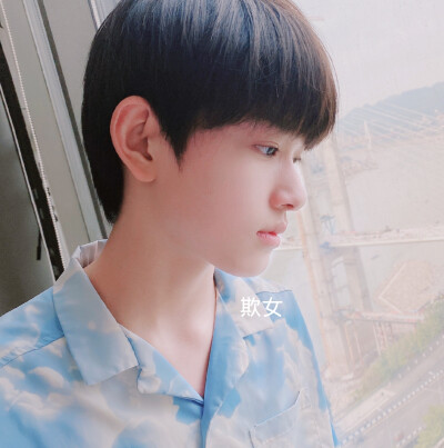 发现一只萌（）