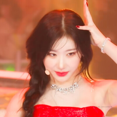 ►李彩领头像
原截忘了抱歉