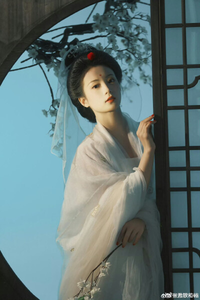 春色岂知心