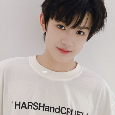 发现一只萌（）