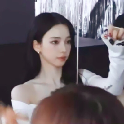 ·