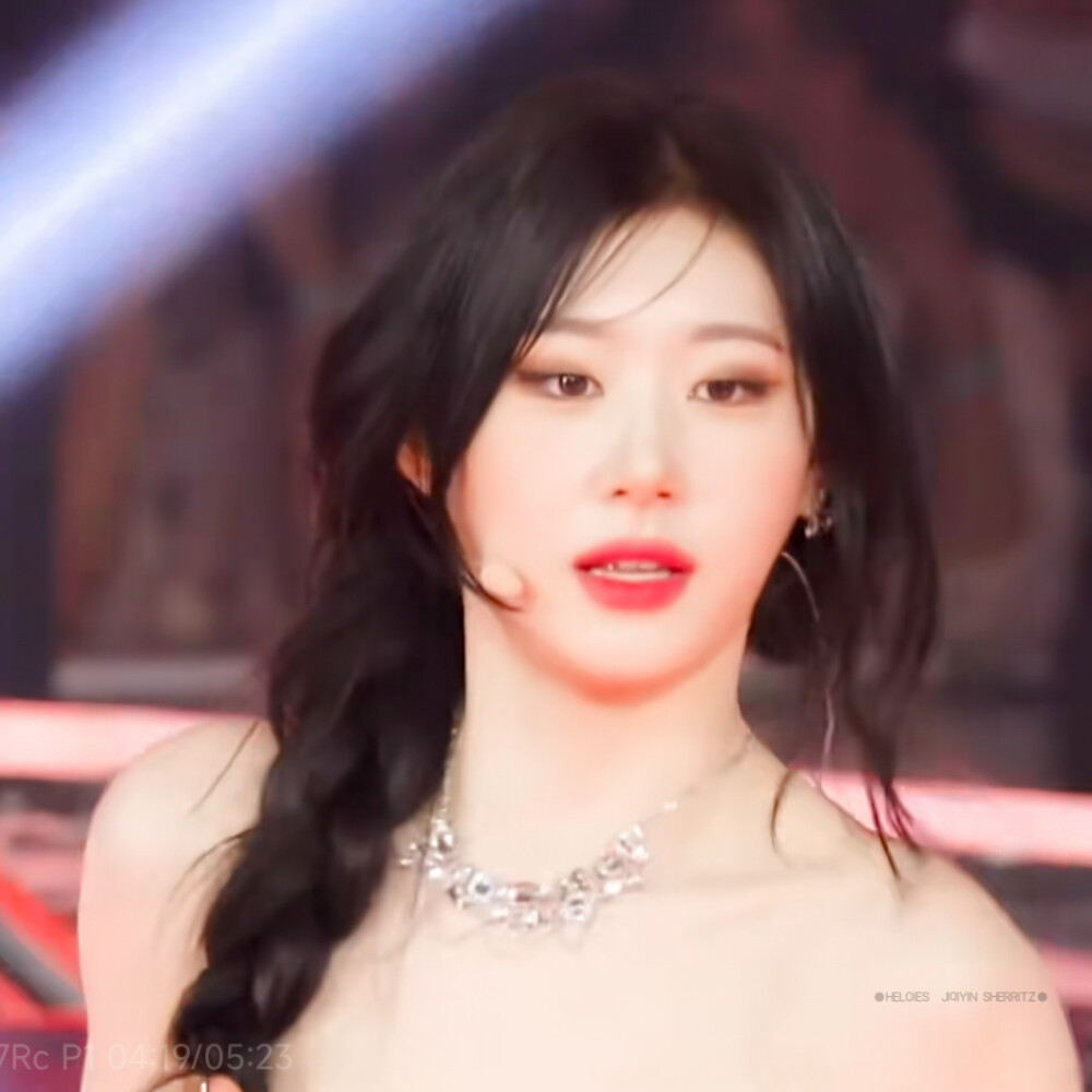 ►李彩领头像
原截忘了抱歉