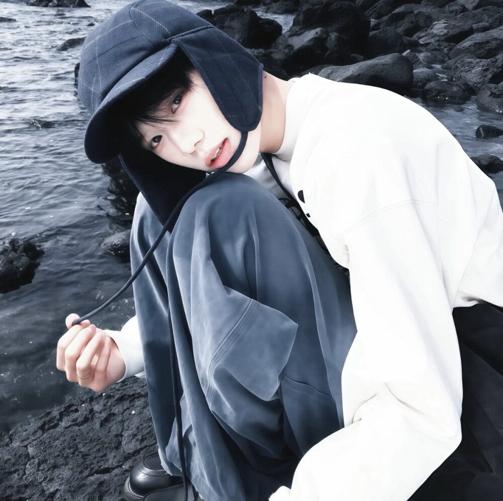 权威男头 拿图点赞关注