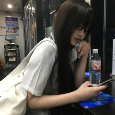 女头